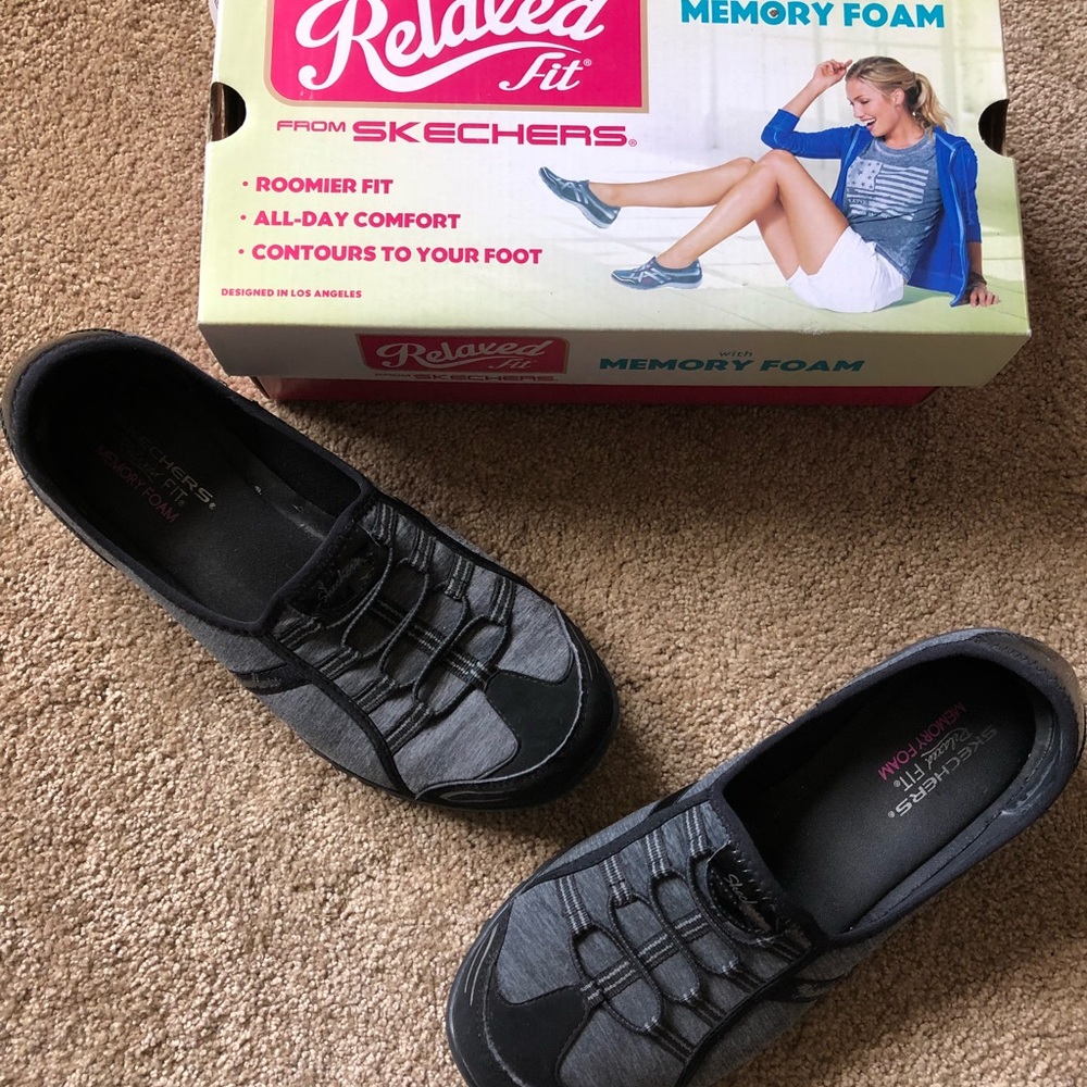 Skechers Relaxed Fit